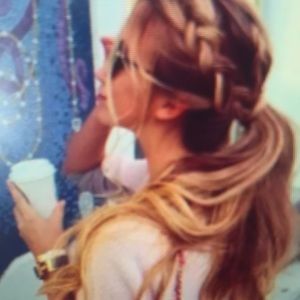 Meet your Posher, Carlie